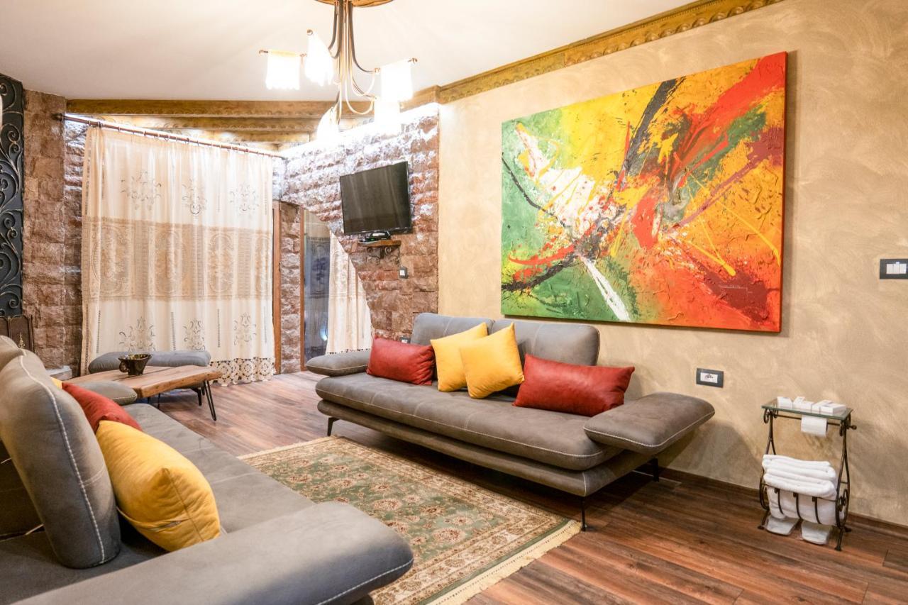 Vila Eden Boutique Hotel Korce Bagian luar foto