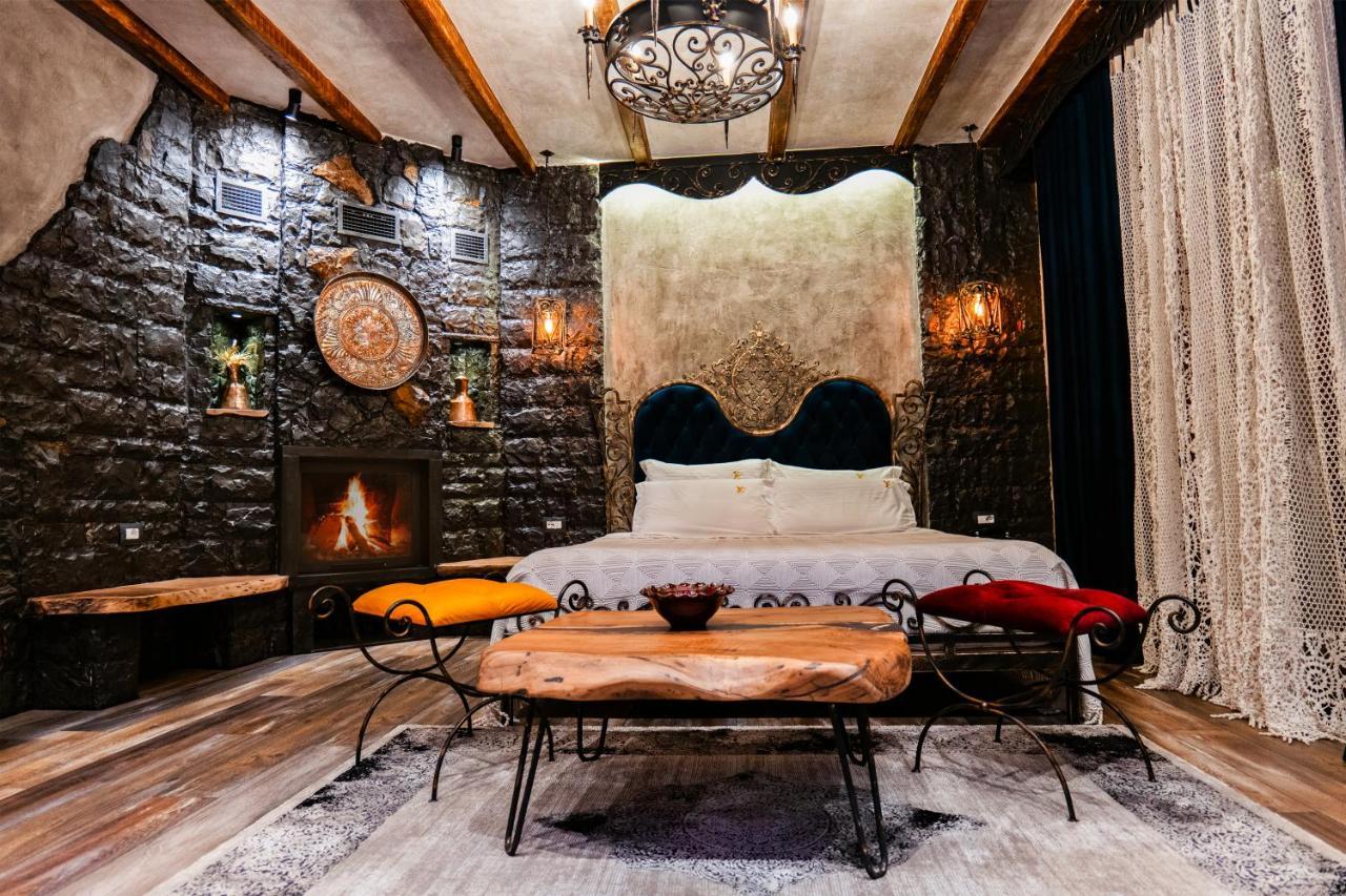 Vila Eden Boutique Hotel Korce Bagian luar foto