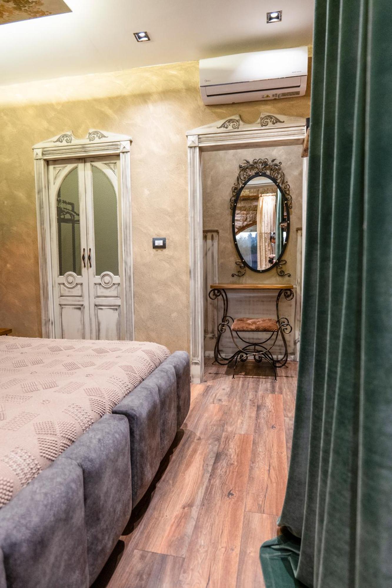 Vila Eden Boutique Hotel Korce Bagian luar foto