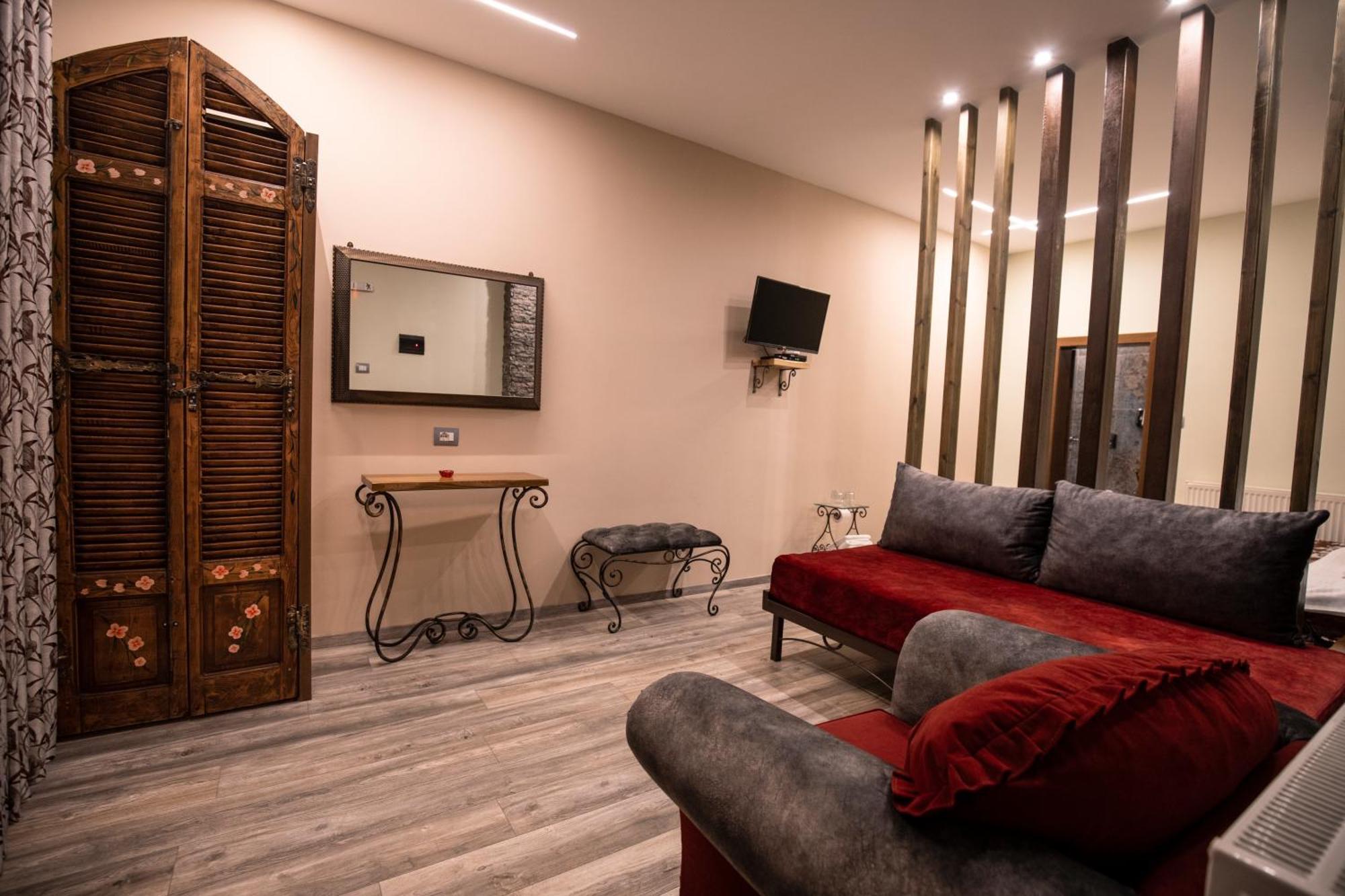 Vila Eden Boutique Hotel Korce Ruang foto