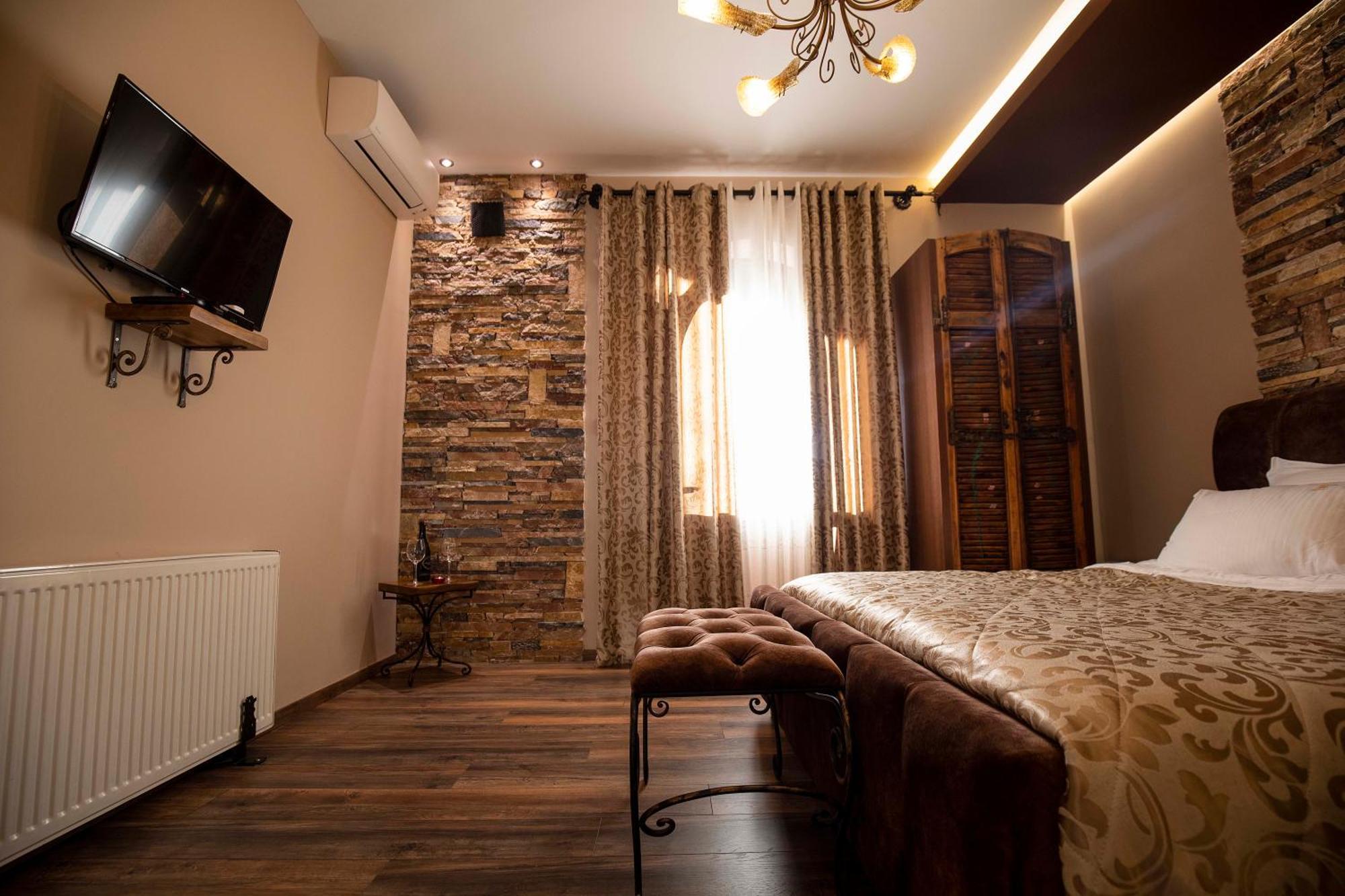 Vila Eden Boutique Hotel Korce Ruang foto