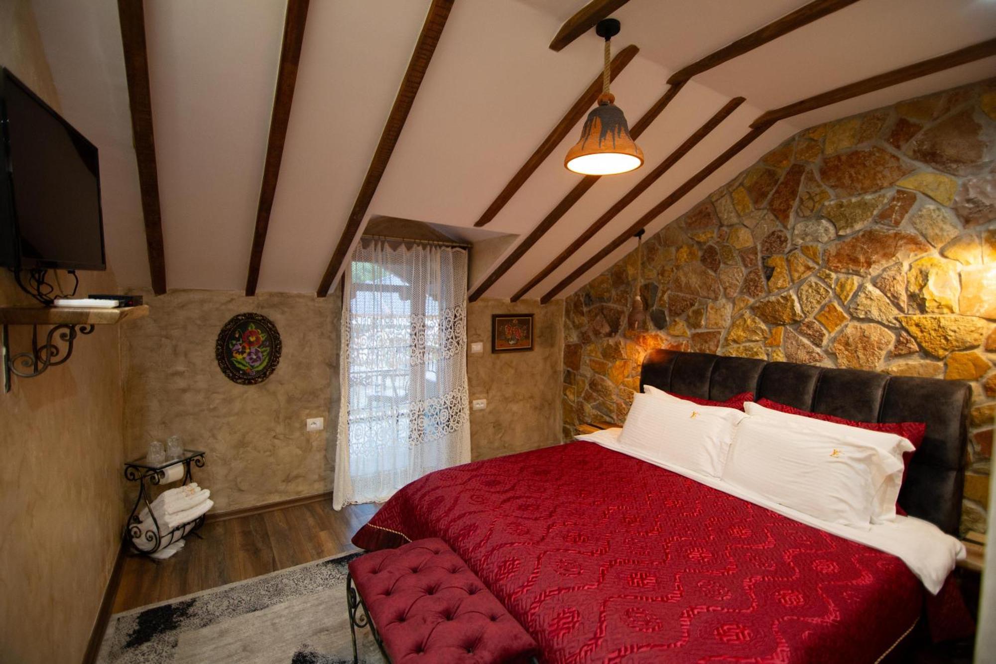 Vila Eden Boutique Hotel Korce Ruang foto